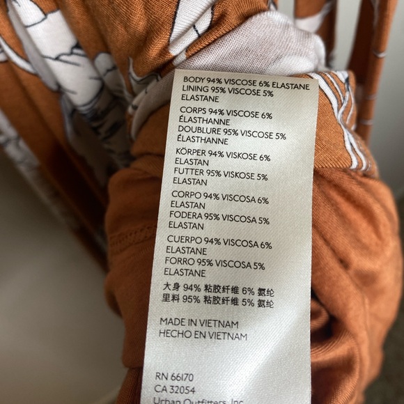 Anthropologie Ruffled Floral Midi Dress Brown Size‎ Medium Stretchy soft wrap - Picture 6 of 7